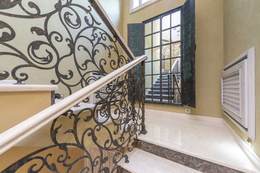 Levigatura di scale in marmo a parma